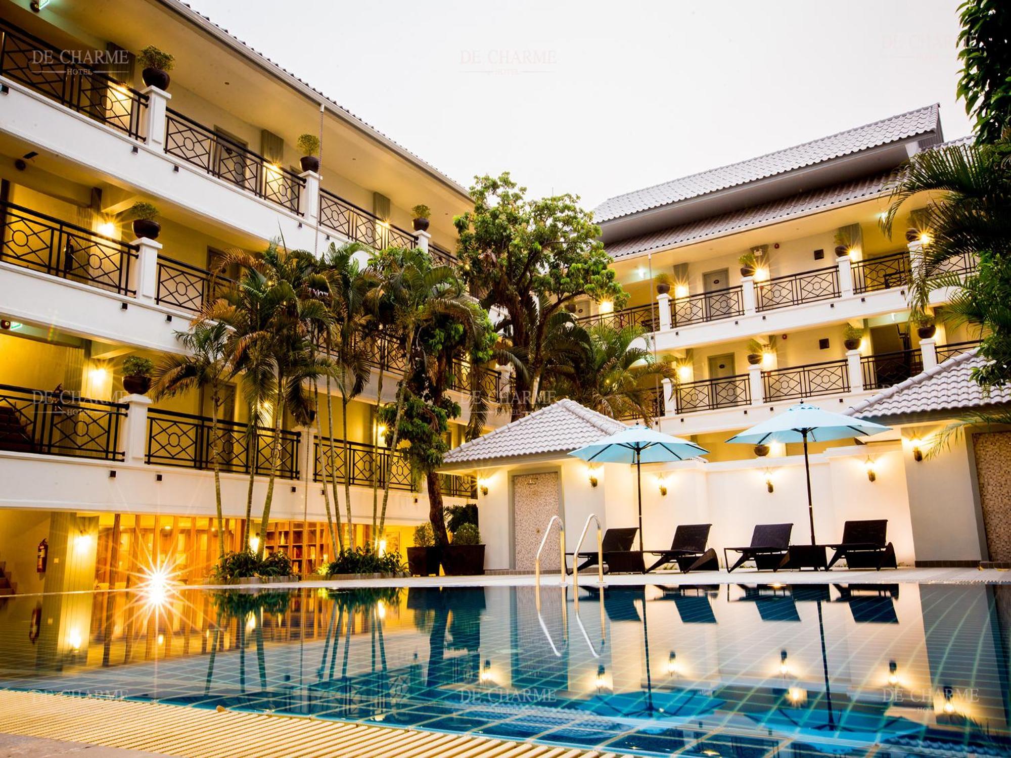 Decharme Hotel — Photos 1